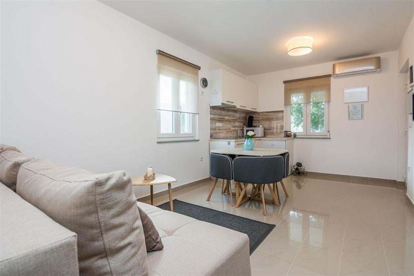 Apartment A2, for 4 persons