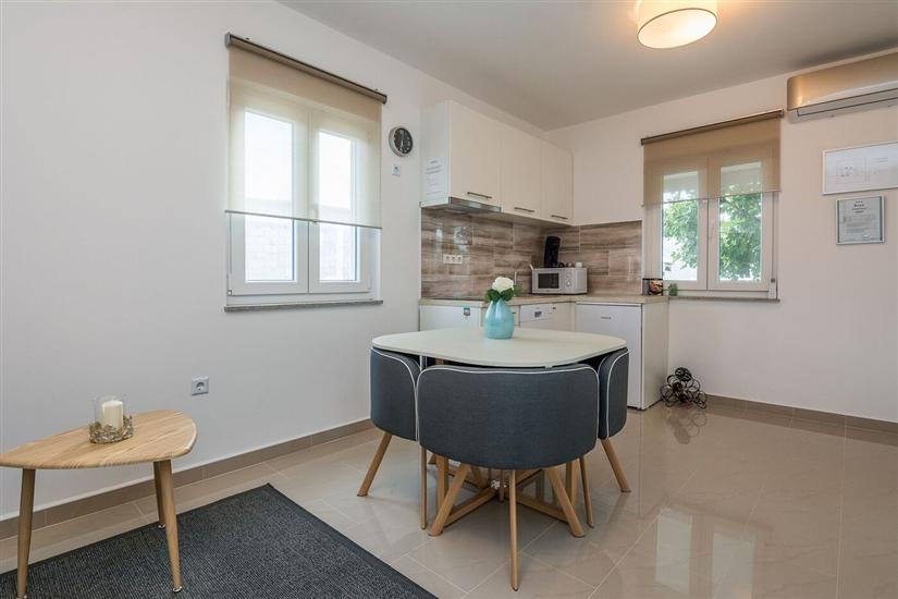 Apartment A2, for 4 persons