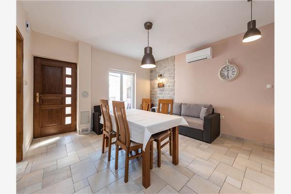 House K1, for 6 persons