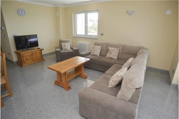 Apartment A1, for 6 persons