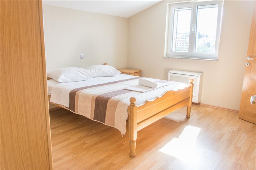 Apartment A2, for 6 persons