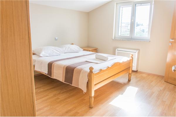 Apartment A2, for 6 persons