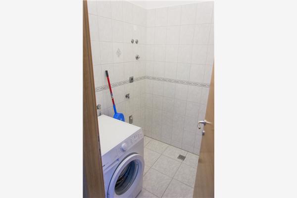 Apartment A2, for 6 persons