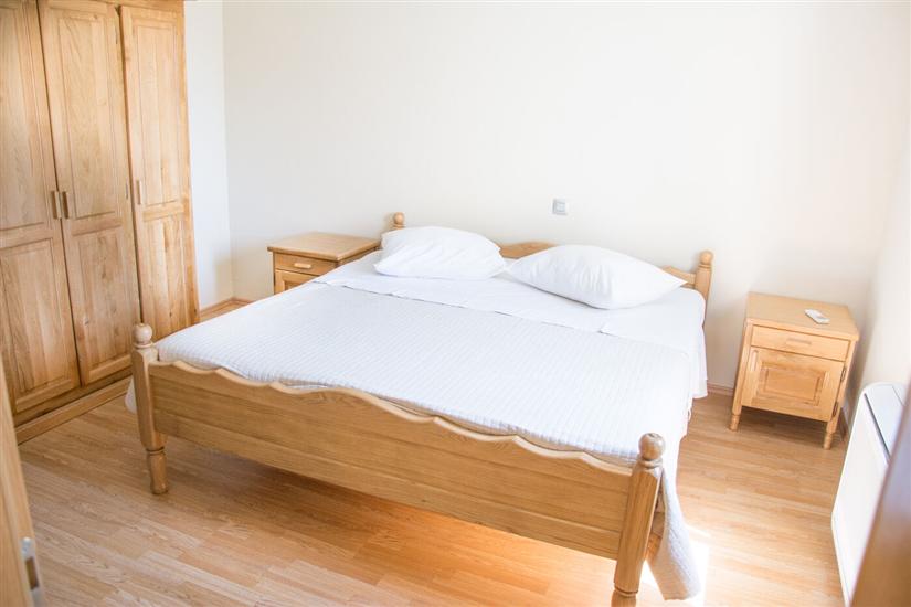 Apartment A4, for 6 persons