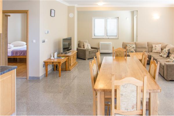 Apartment A4, for 6 persons