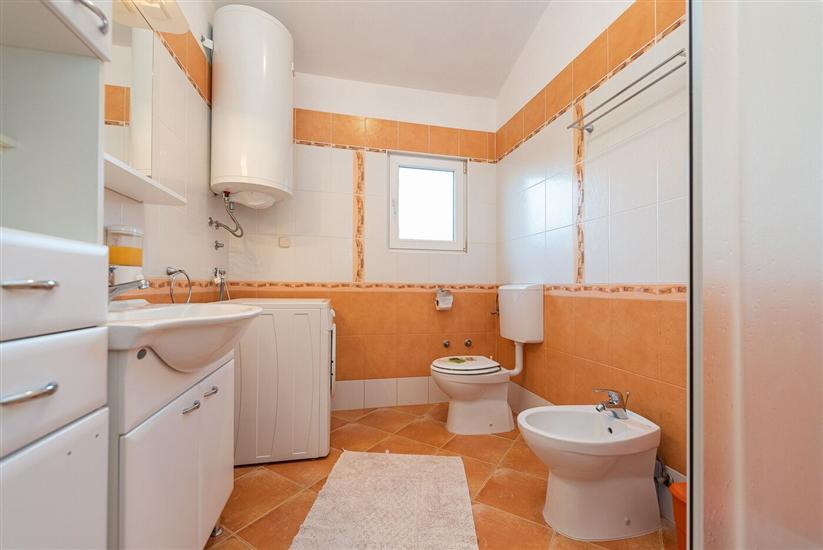 Apartment A1, for 6 persons