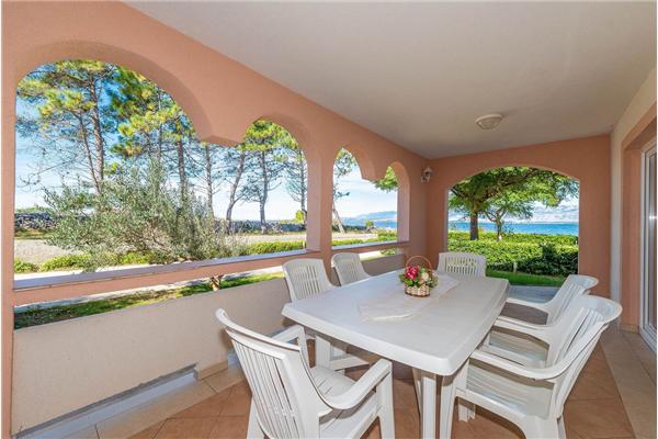 Apartment A1, for 6 persons