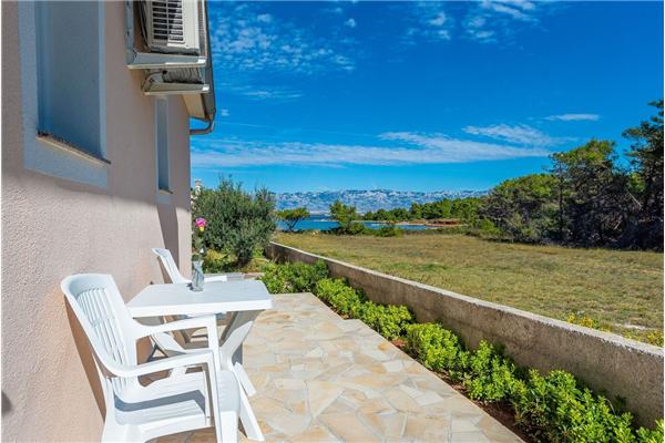 Apartment A3, for 6 persons