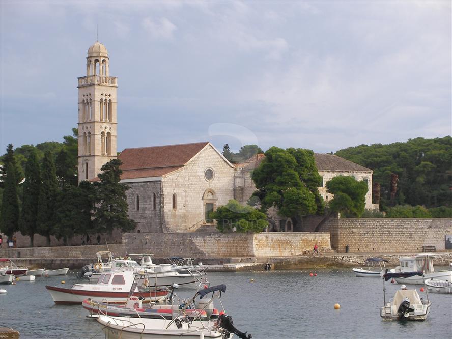 Franciscan-Monastery-of-Saint-Mary-in-Hvar