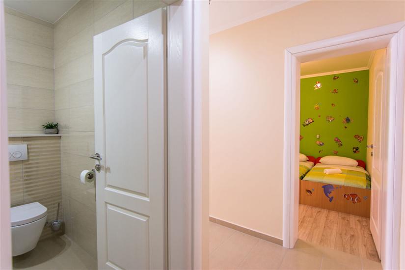 Apartment A1, for 6 persons