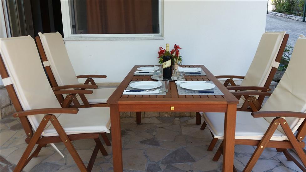 Apartment A1, for 4 persons