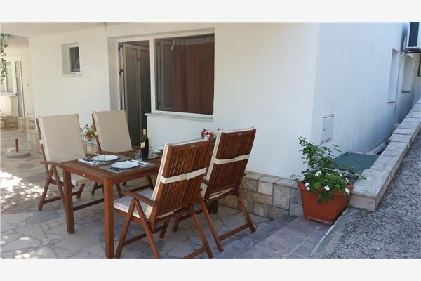 Apartment A1, for 4 persons