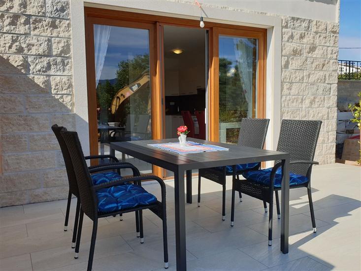 Apartment A4, for 4 persons