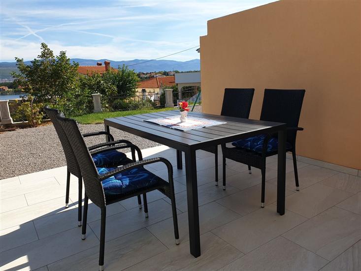 Apartment A4, for 4 persons