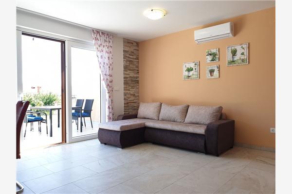 Apartment A4, for 4 persons