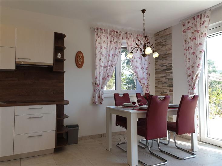 Apartment A4, for 4 persons