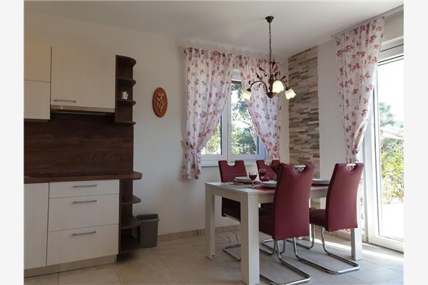 Apartment A4, for 4 persons