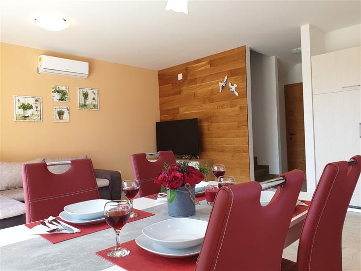 Apartment A4, for 4 persons