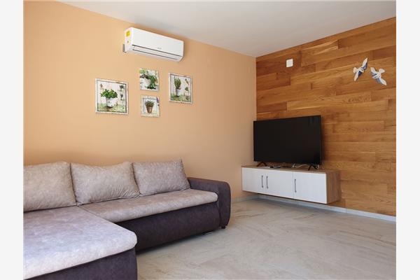 Apartment A4, for 4 persons