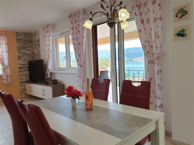 Apartment A5, for 4 persons