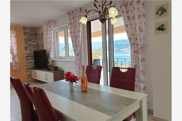 Apartment A5, for 4 persons