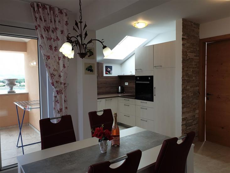 Apartment A5, for 4 persons