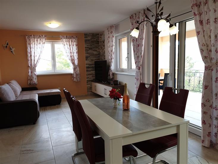 Apartment A5, for 4 persons