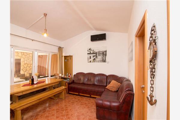 House K1, for 5 persons