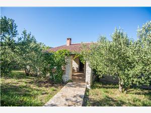 House Lake by the sea Pirovac, Remote cottage, Size 50.00 m2, Accommodation with pool