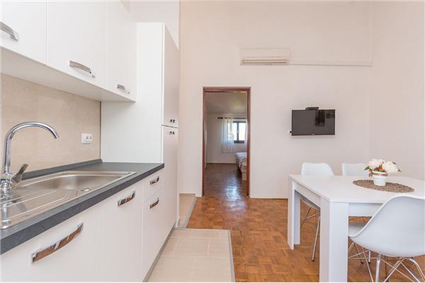 Apartment A1, for 3 persons