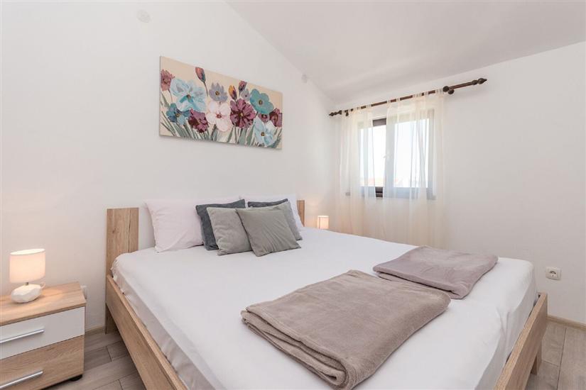 Apartment A2, for 5 persons