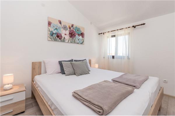 Apartment A2, for 5 persons