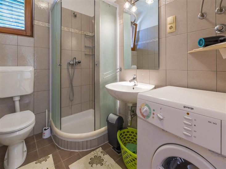 House K1, for 5 persons