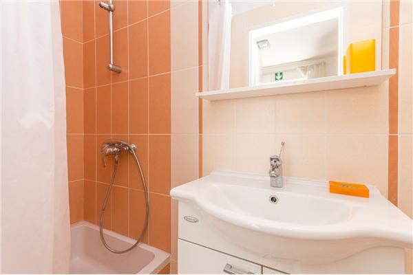 Apartment A1, for 3 persons