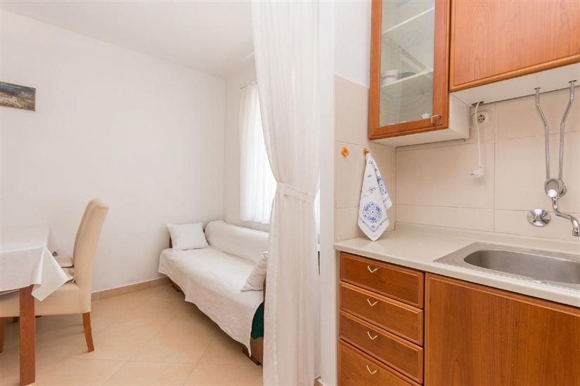 Apartment A2, for 5 persons