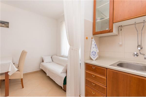 Apartment A2, for 5 persons