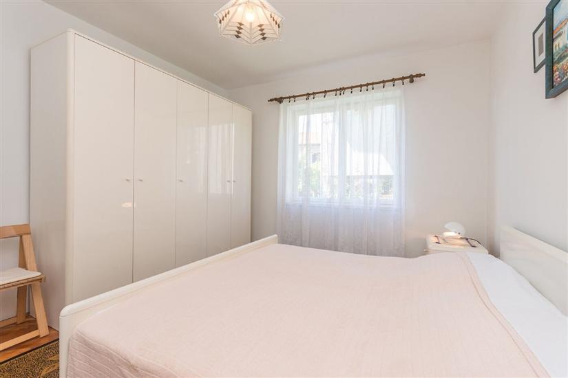 Apartment A2, for 5 persons