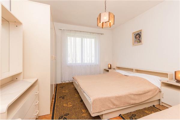 Apartment A2, for 5 persons