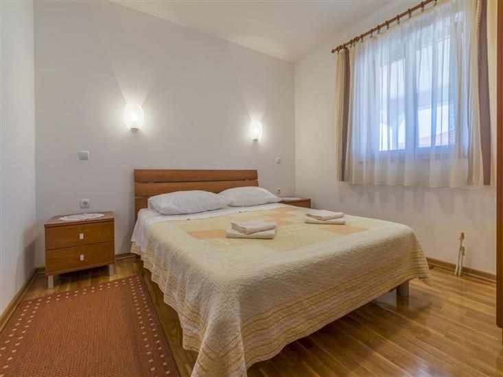 Apartman A2, na 5 osebe