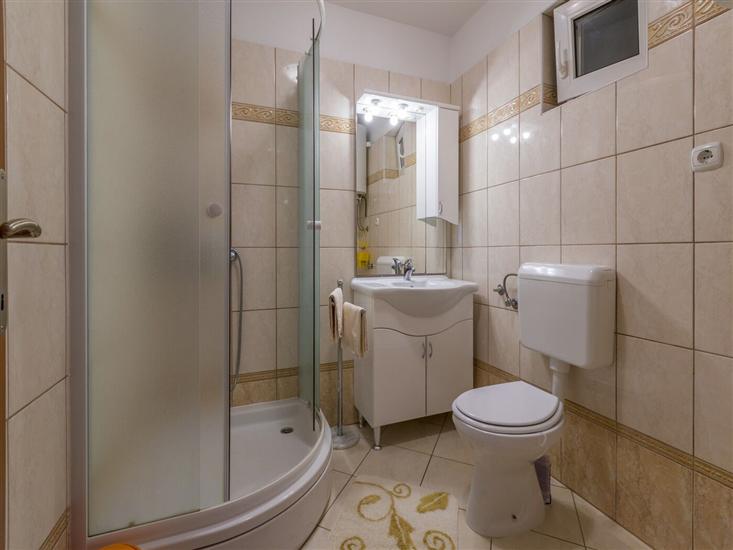 Apartman A2, na 5 osebe