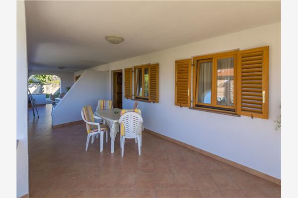 Apartman A2, na 5 osebe