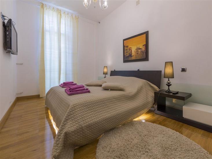 Apartment A1, for 6 persons