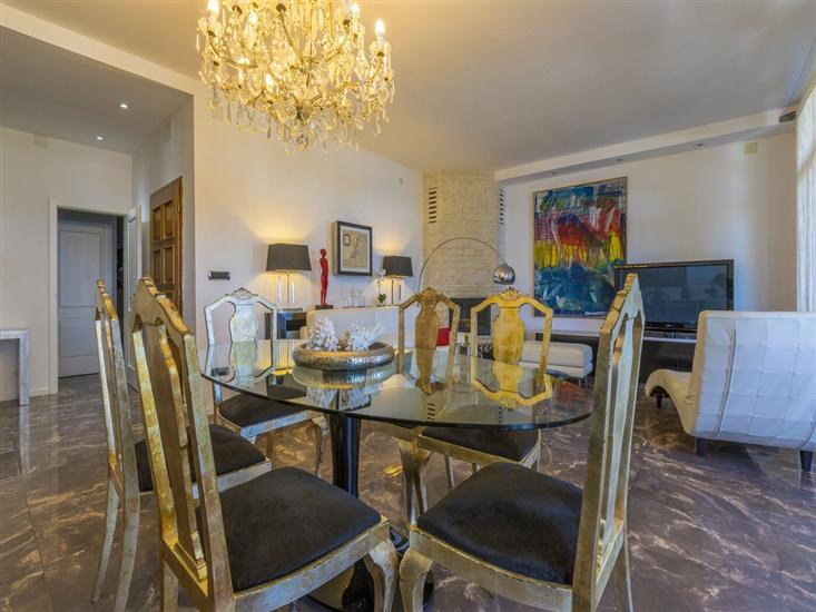 Apartment A1, for 6 persons