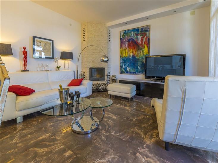 Apartment A1, for 6 persons