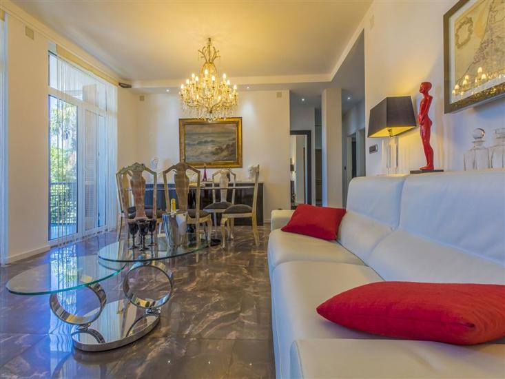 Apartment A1, for 6 persons