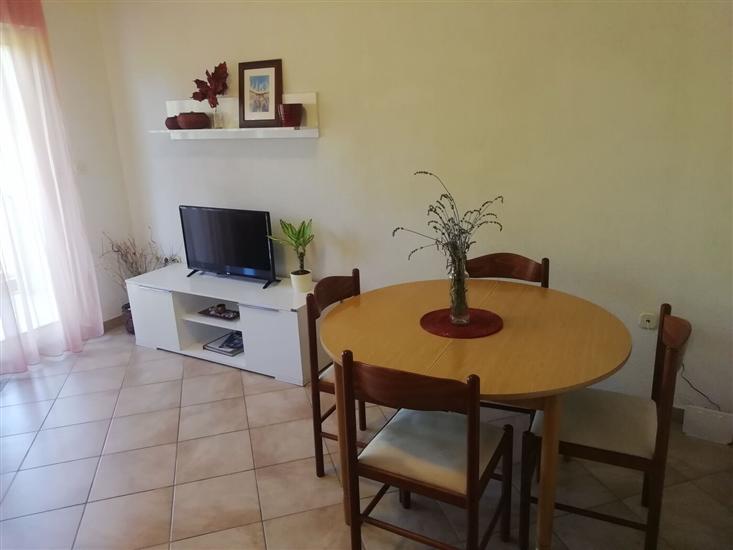 Apartment A2, for 4 persons