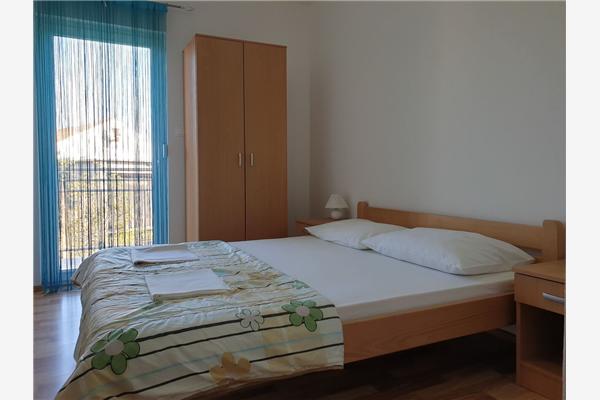 Apartment A2, for 6 persons