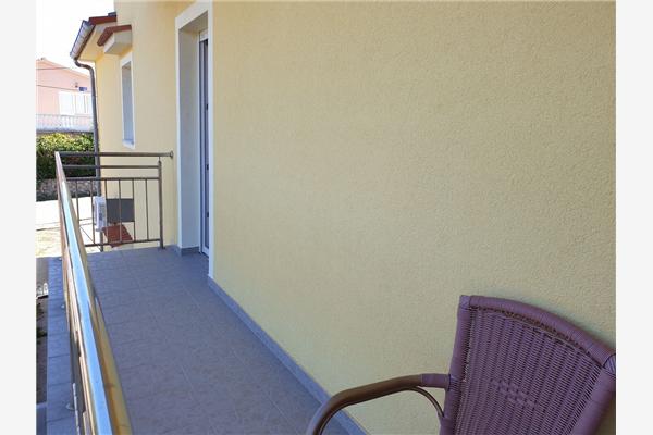 Apartment A2, for 6 persons