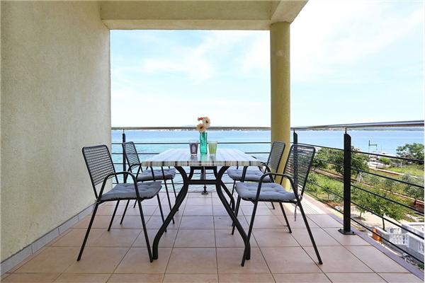 Apartment A4, for 4 persons