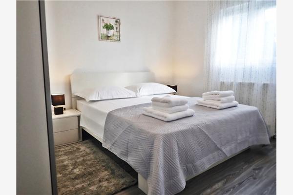 Apartment A1, for 6 persons